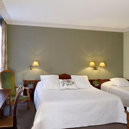 Hotel Du Manoir Tours Bagian luar foto