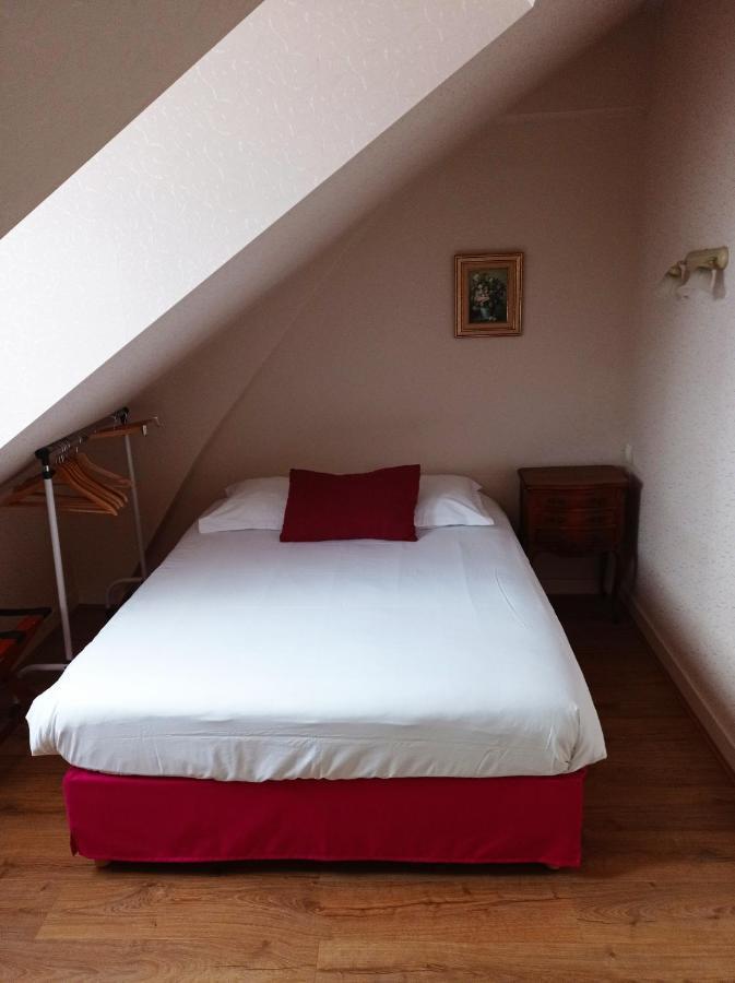 Hotel Du Manoir Tours Bagian luar foto
